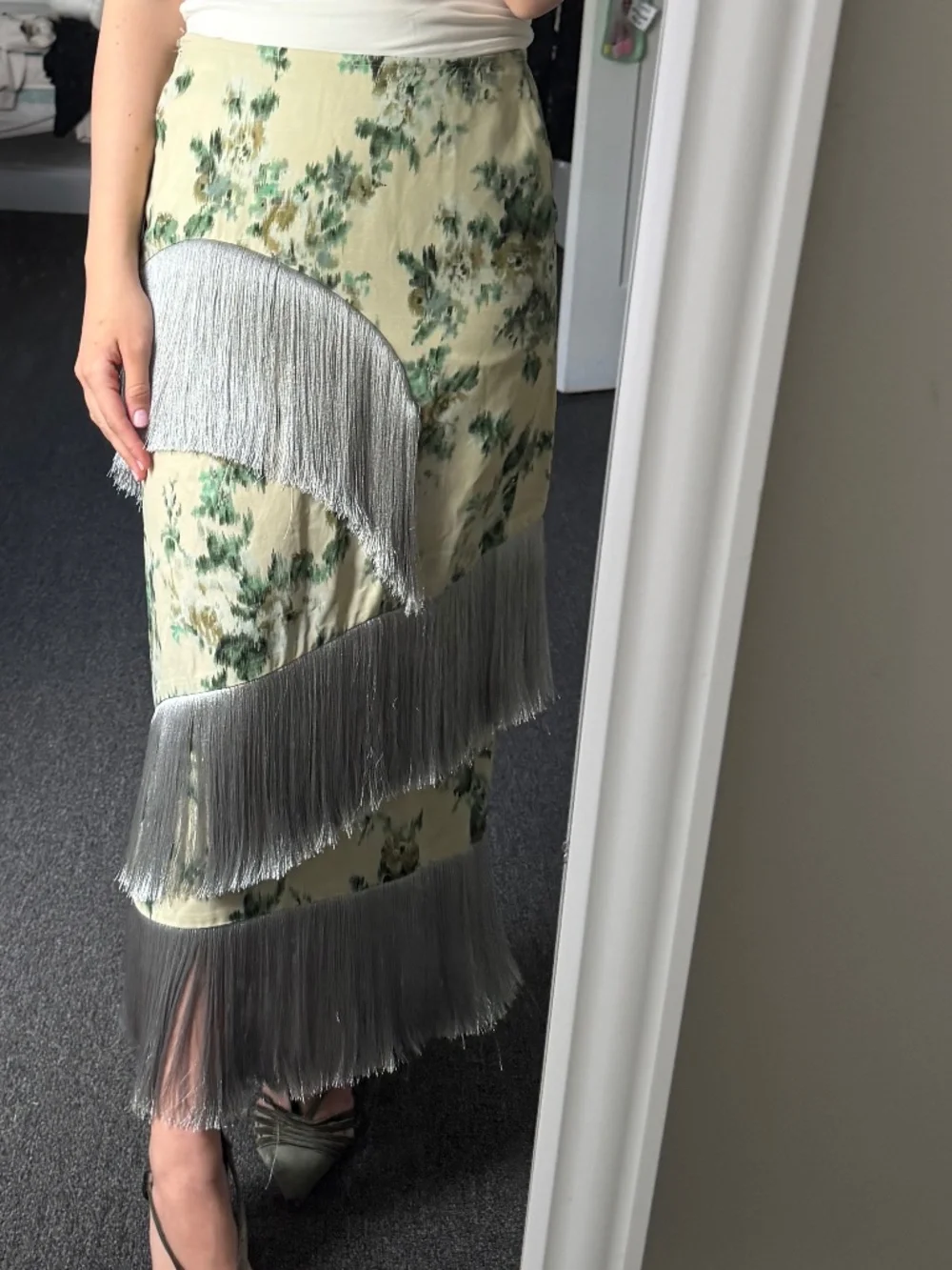 NWT Zara limited edition floral fringe skirt - Picture 7 of 7